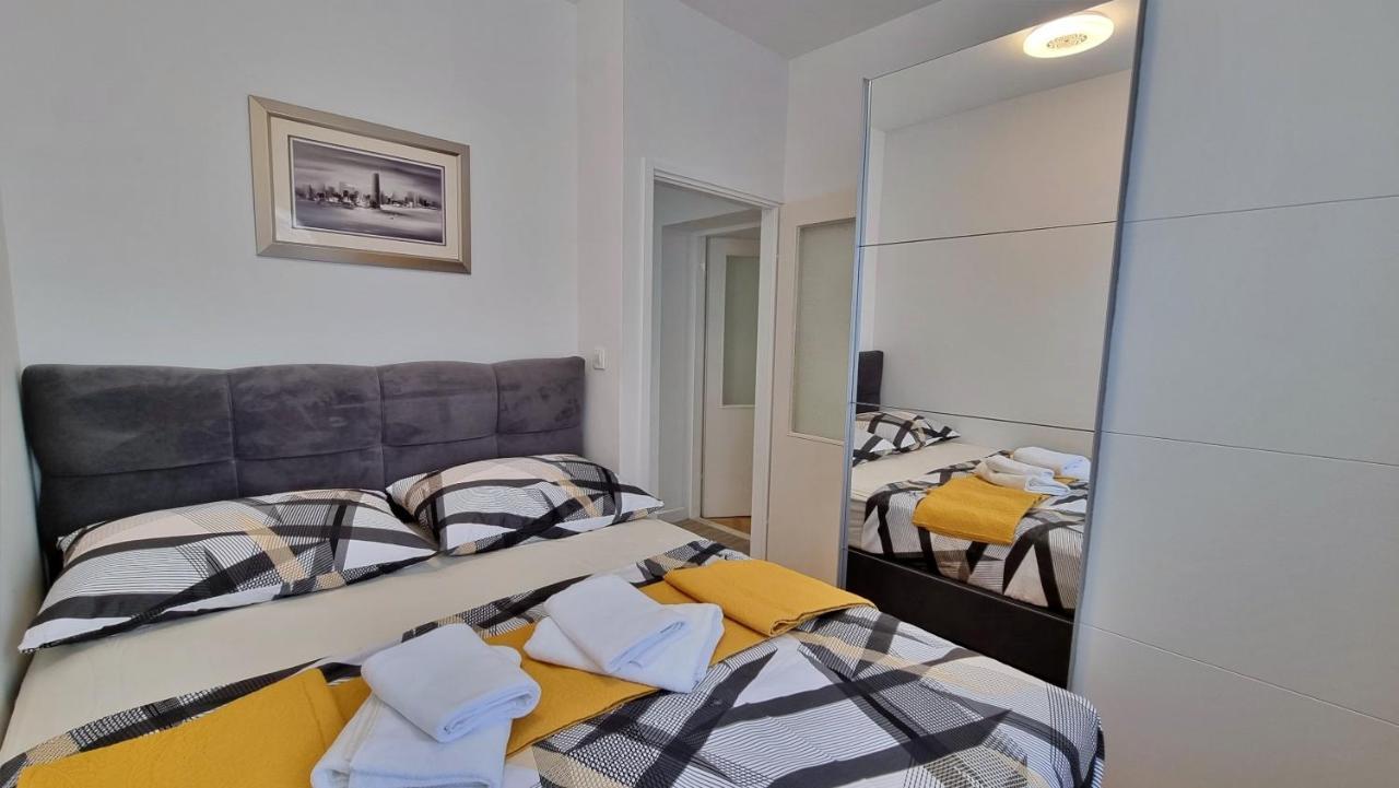Apartment Hana Omiš Екстериор снимка