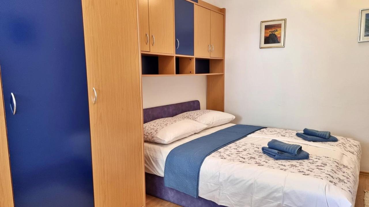 Apartment Hana Omiš Екстериор снимка