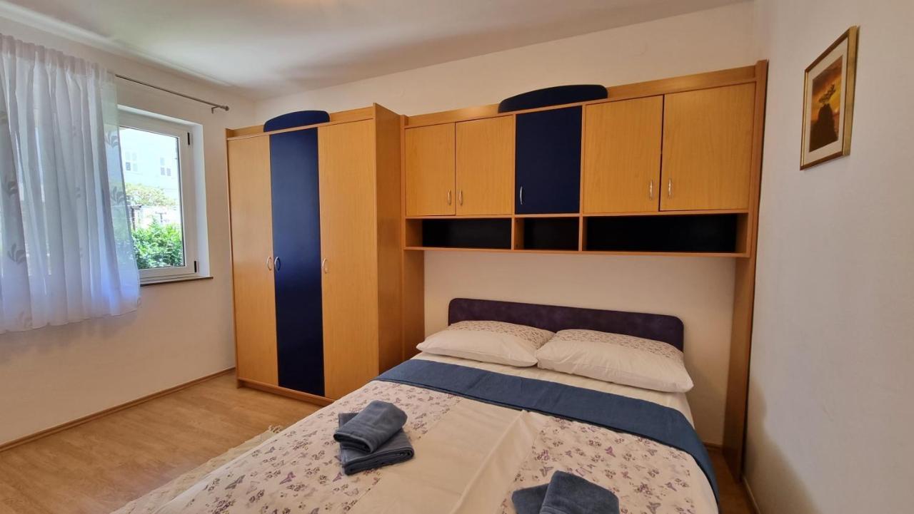 Apartment Hana Omiš Екстериор снимка