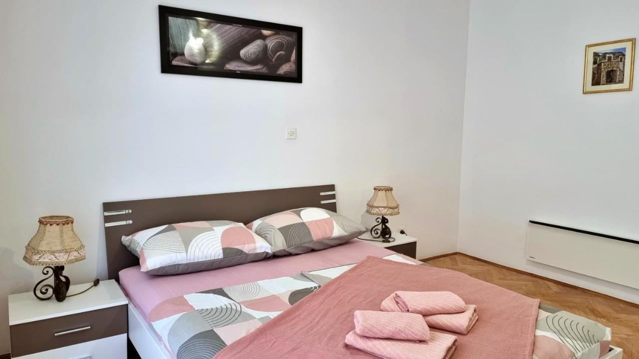 Apartment Hana Omiš Екстериор снимка